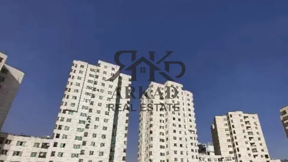 متراژ و تیپ واحدها در بلوک‌های A و B مجتمع سروناز