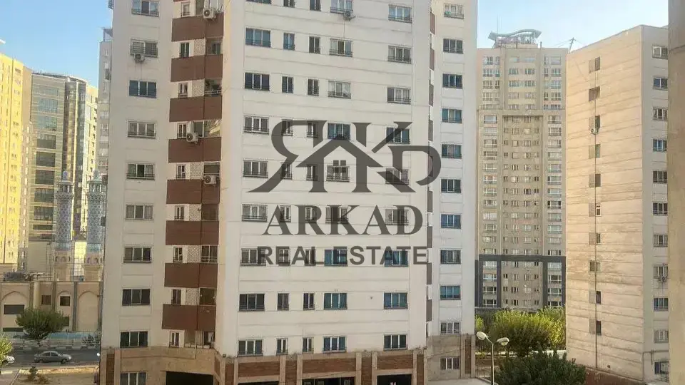 امکانات و ویژگی‌های برج‌های قائم فاز ۱ و ۲